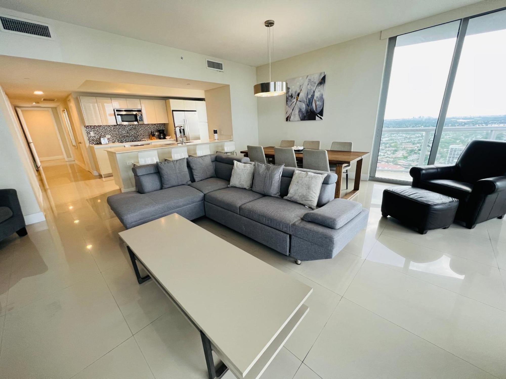 Mvr Apartments At Beachwalk Resort Hallandale Beach Extérieur photo