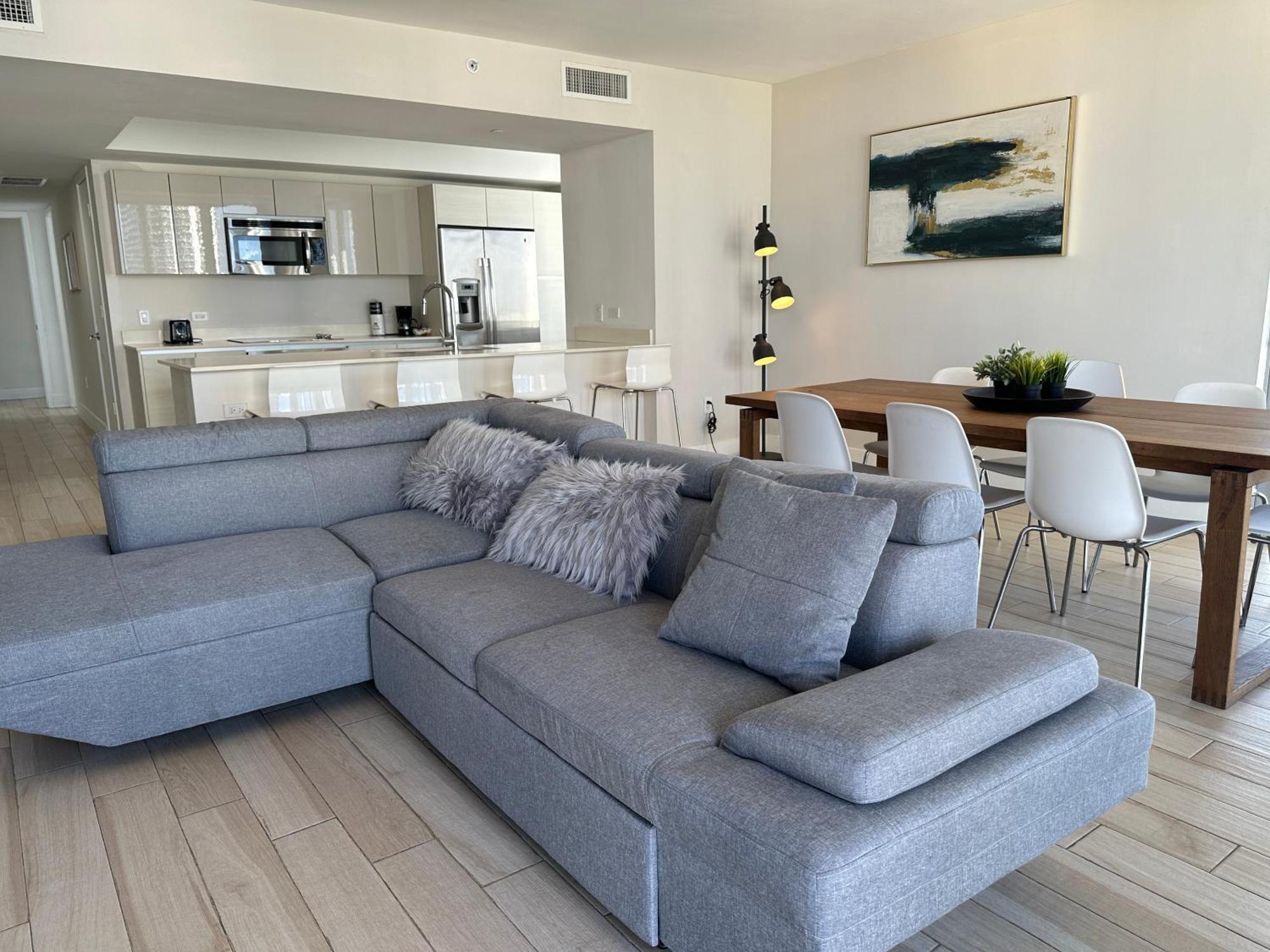 Mvr Apartments At Beachwalk Resort Hallandale Beach Extérieur photo