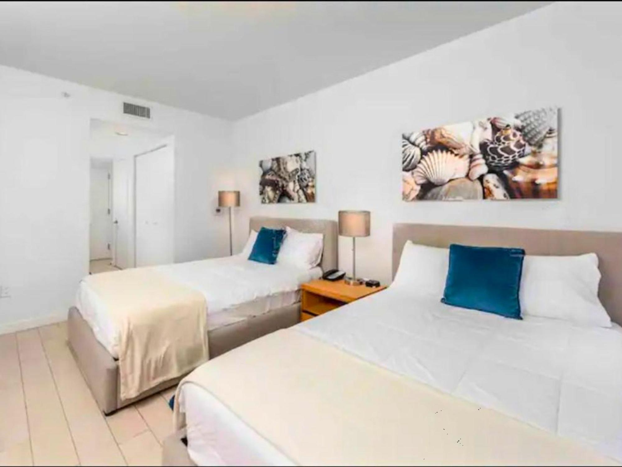 Mvr Apartments At Beachwalk Resort Hallandale Beach Extérieur photo